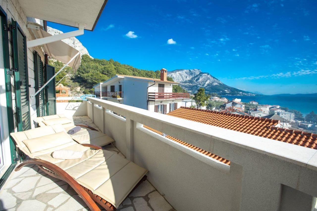 Apartments Mosor Оміш Екстер'єр фото
